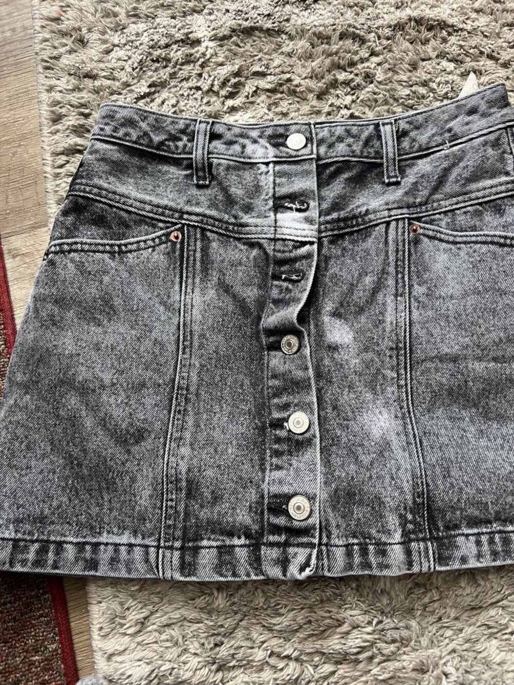 Abercrombie & Fitch black skirt size 27/4 - Picture 2 of 6